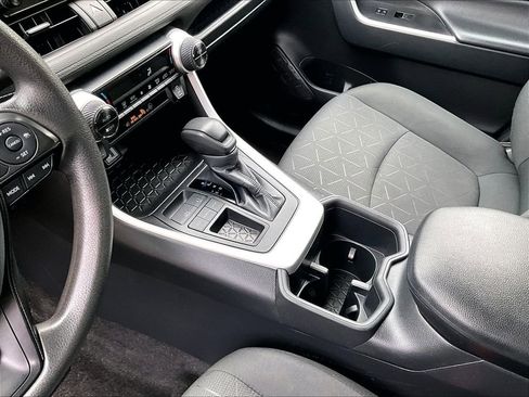 Certified 2024 Toyota RAV4 XLE FWD image 20