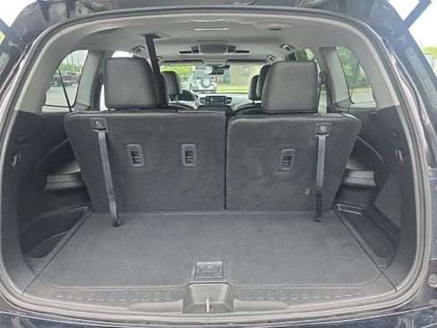 Used 2019 Honda Pilot Touring image 34