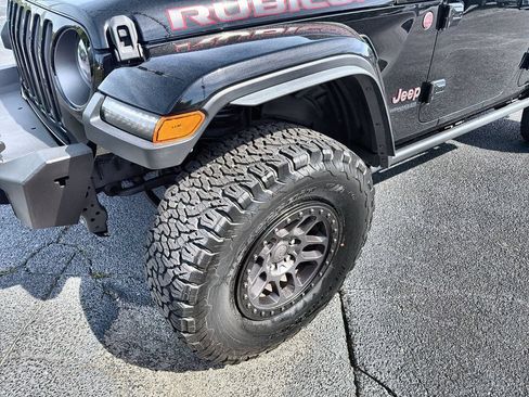 Used 2021 Jeep Wrangler Unlimited Rubicon w/ Xtreme Recon 35" Tire Package AWD/4WD image 10