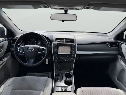 Used 2015 Toyota Camry XSE w/ Moonroof Package FWD image 18