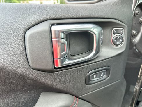 New 2025 Jeep Gladiator Rubicon w/ Safety Group image 19