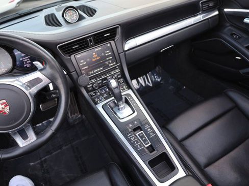 Used 2014 Porsche 911 Carrera S RWD image 33