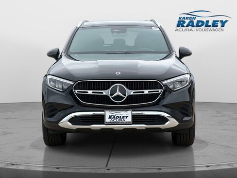 Used 2024 Mercedes-Benz GLC 300 image 6