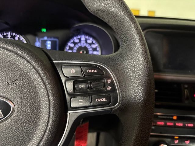Used 2018 Kia Optima LX FWD image 27
