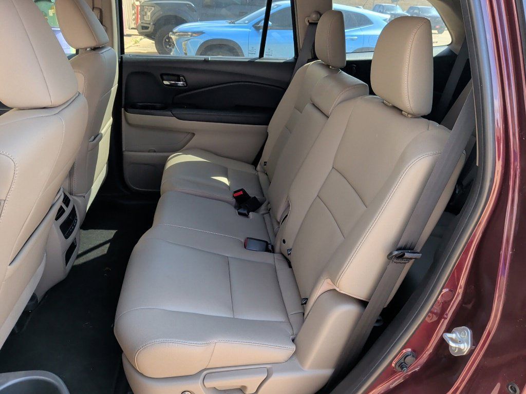 Used 2022 Honda Pilot Special Edition image 11