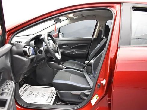 Used 2024 Nissan Versa SV image 14