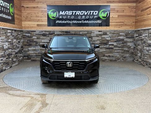 Used 2023 Honda CR-V LX image 3