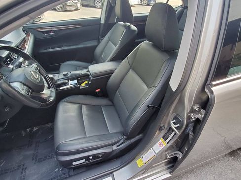 Used 2018 Lexus ES 350 w/ Premier Package FWD image 9