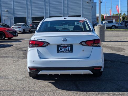 Used 2025 Nissan Versa S w/ Trunk Package FWD image 7