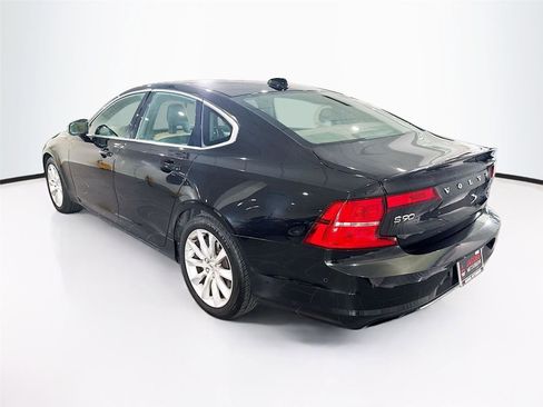 Used 2017 Volvo S90 T6 Momentum w/ Vision Package AWD/4WD image 3