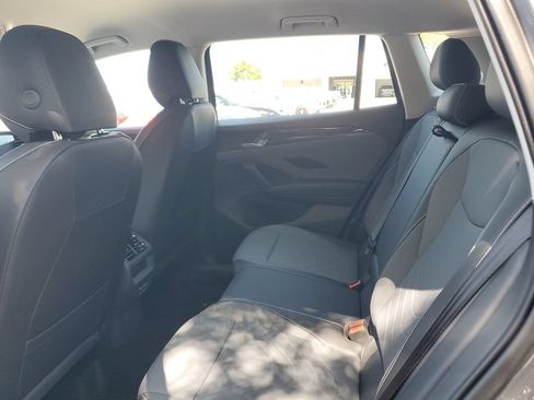 Certified 2026 Volkswagen Tiguan SE FWD image 17