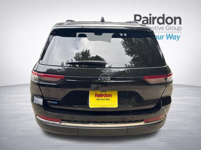 Used 2023 Jeep Grand Cherokee 4WD 4xe image 6