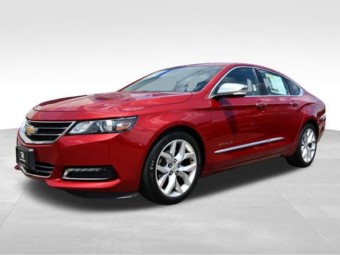 Used 2015 Chevrolet Impala LTZ FWD image 2