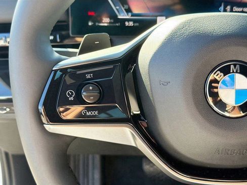 New 2026 BMW 530i xDrive w/ Premium Package AWD/4WD image 39