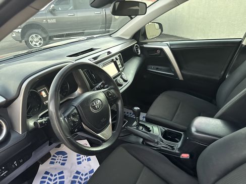 Used 2017 Toyota RAV4 LE image 24
