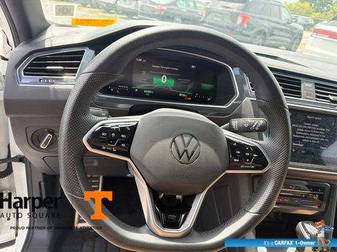 Used 2024 Volkswagen Tiguan SE R-Line AWD/4WD image 16