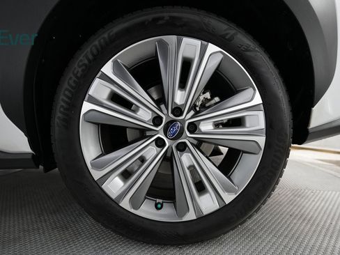 Used 2024 Subaru Solterra Touring w/ Touring Package image 18