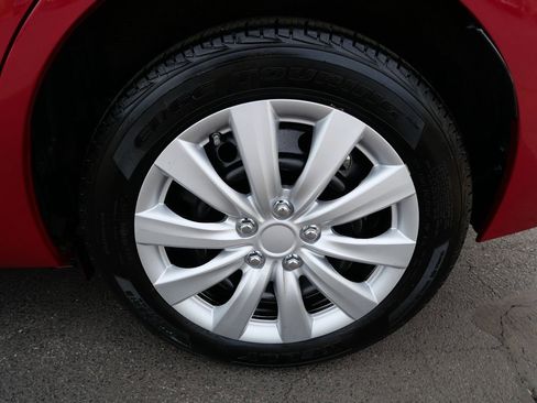 Used 2016 Toyota Corolla LE FWD image 37