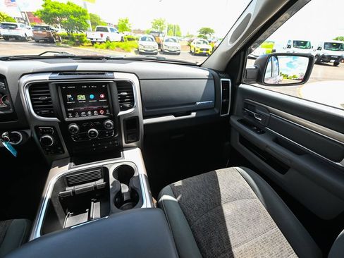 Used 2017 RAM 1500 Big Horn AWD/4WD image 33