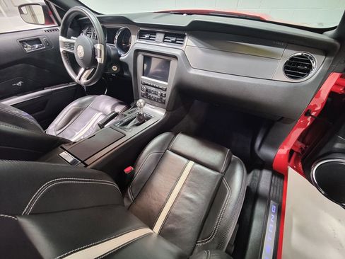 Used 2011 Ford Mustang GT Premium w/ Electronics Pkg image 12