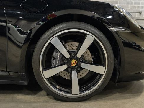 Used 2020 Porsche 911 Carrera RWD image 29