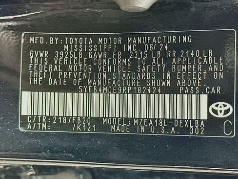 Used 2024 Toyota Corolla LE image 30