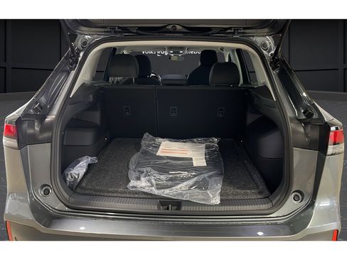 New 2026 Volkswagen Tiguan S FWD image 24
