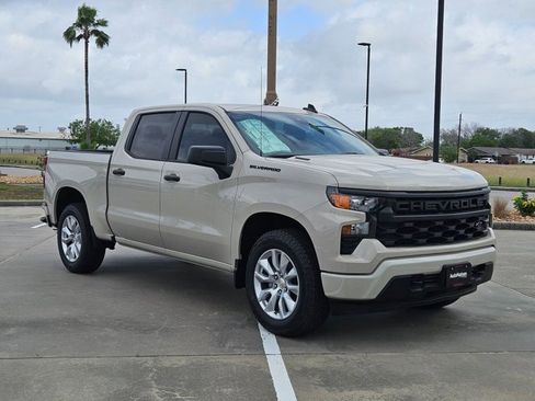 New 2026 Chevrolet Silverado 1500 Custom w/ LPO, Dark Essentials Package RWD image 7