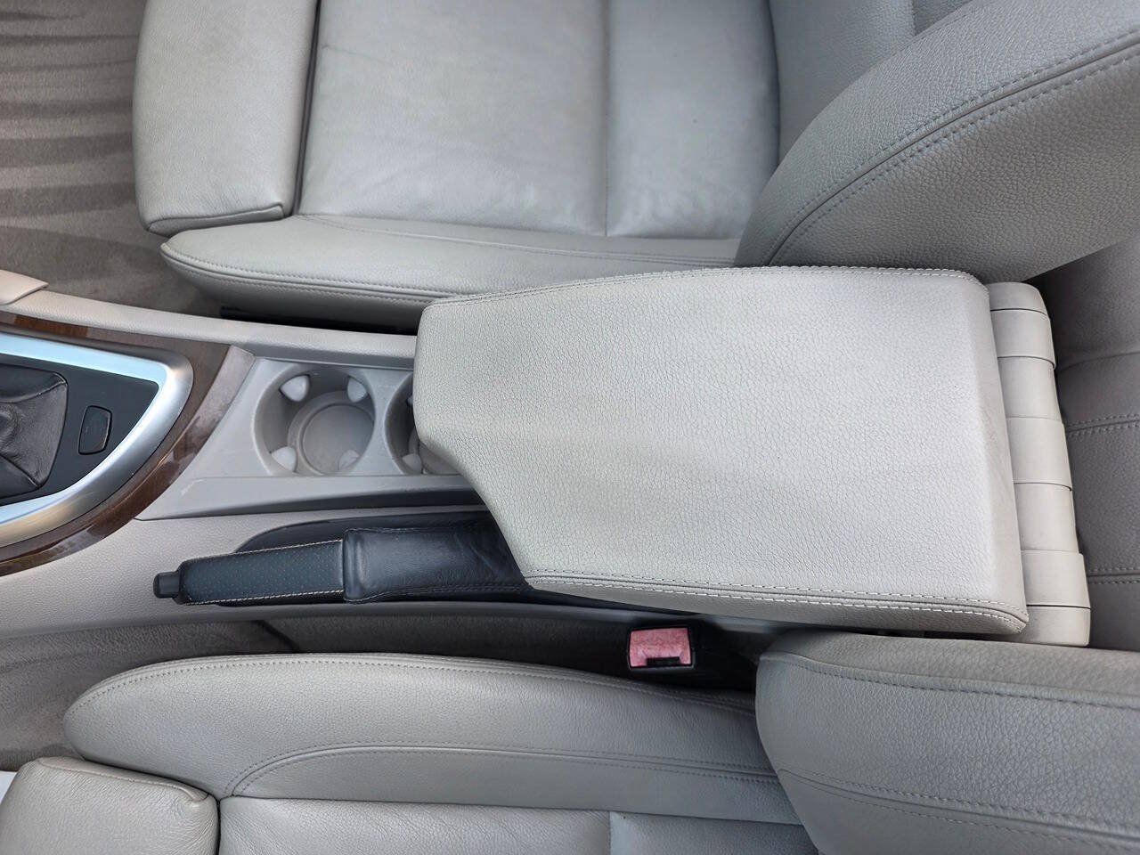 Used 2011 BMW 135i Convertible RWD image 25