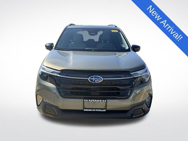 Used 2025 Subaru Forester Touring AWD/4WD image 2