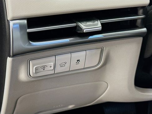 Used 2025 Hyundai Tucson SEL image 17