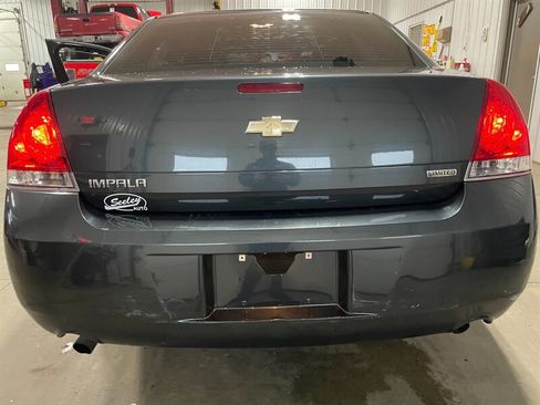 Used 2014 Chevrolet Impala Limited LS image 24