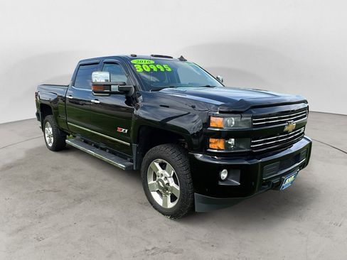Used 2016 Chevrolet Silverado 2500 LTZ w/ Duramax Plus Package image 8