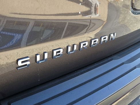 Used 2016 Chevrolet Suburban LS image 29