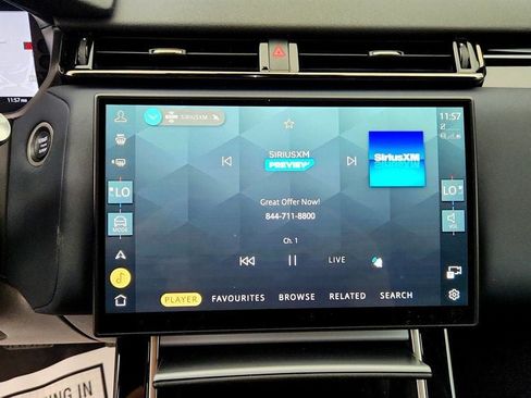 Used 2025 Land Rover Range Rover Velar S AWD/4WD image 17