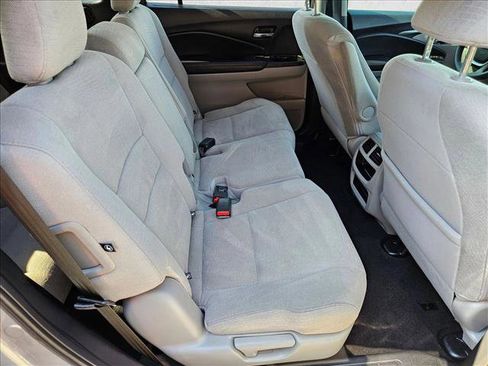 Used 2018 Honda Pilot LX image 20