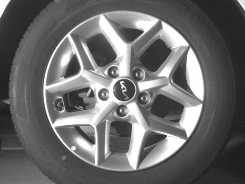 Used 2025 Kia Soul LX w/ LX Technology Package FWD image 15