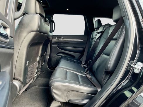 Used 2020 Jeep Grand Cherokee Limited image 24
