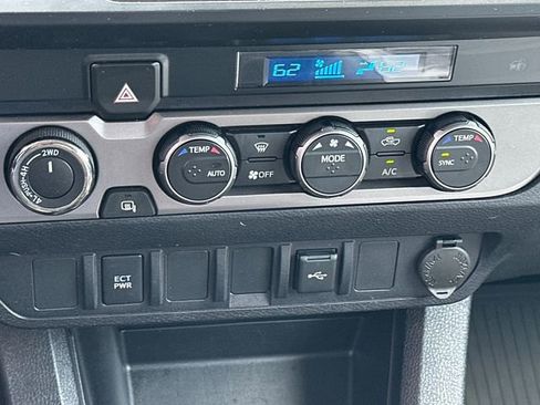 Used 2023 Toyota Tacoma SR AWD/4WD image 22