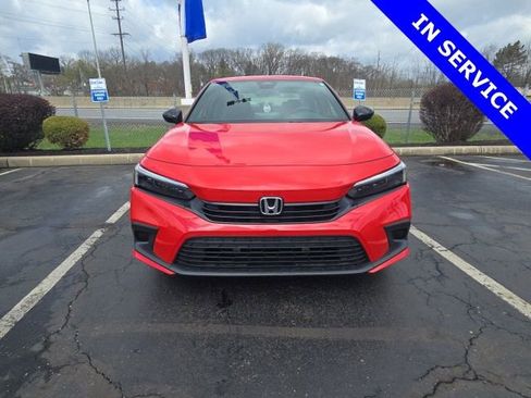 Used 2024 Honda Civic Sport image 2