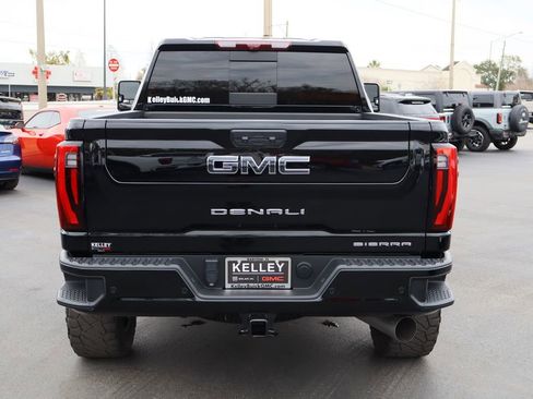 Used 2024 GMC Sierra 2500 Denali Ultimate w/ Max Trailering Package image 7