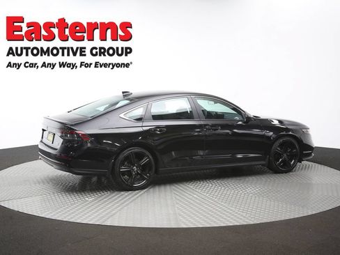 Used 2025 Honda Accord Sport image 43