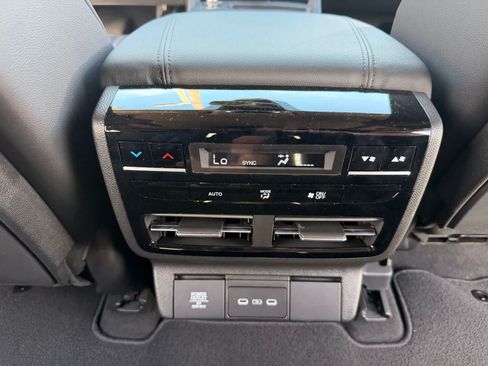 Certified 2026 Acura MDX SH-AWD image 19