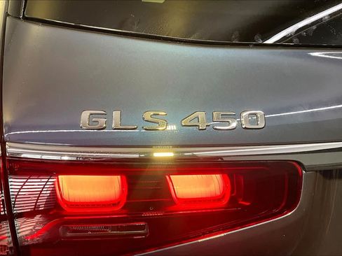 New 2026 Mercedes-Benz GLS 450 4MATIC image 6