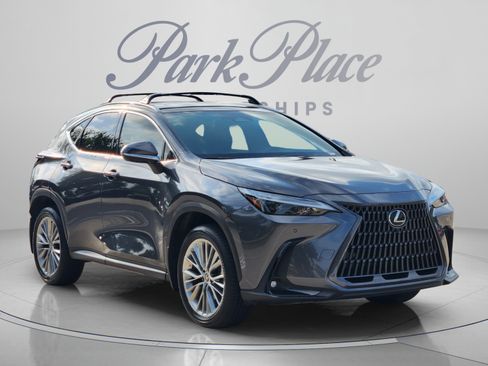 Used 2025 Lexus NX 350 AWD w/ Premium Package image 4