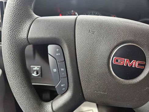 Used 2024 GMC Savana 2500 w/ Driver Convenience Package image 15