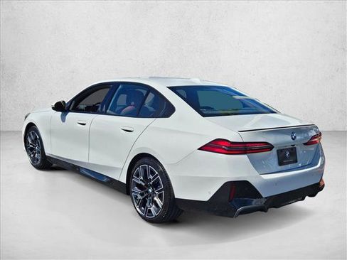 New 2026 BMW 530i w/ M Sport Package RWD image 9