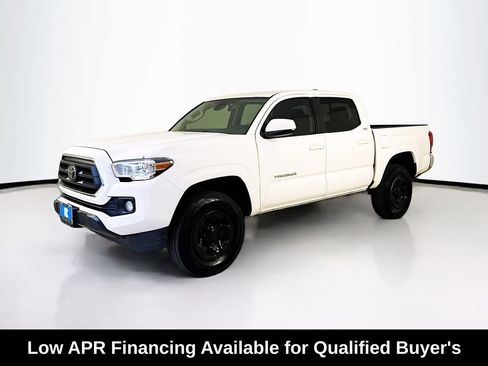 Used 2022 Toyota Tacoma SR5 RWD image 3
