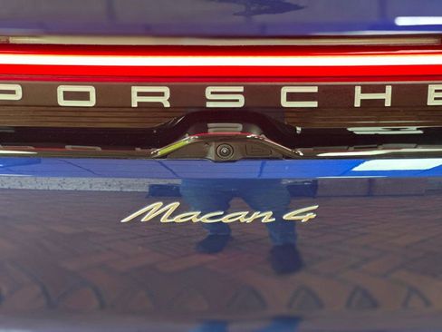 Used 2024 Porsche Macan 4 Electric w/ Premium Package image 12