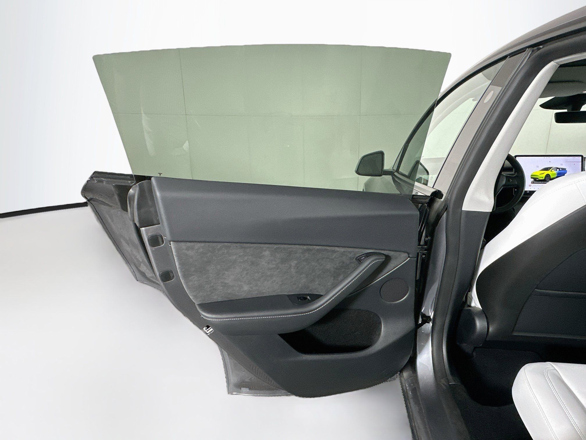 Used 2025 Tesla Model Y Long Range RWD image 25